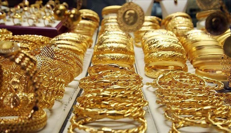 نوسان قیمت طلا و سکه در معاملات بازار