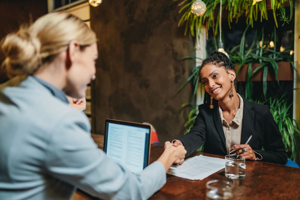 فراتر رفتن از انتظار یعنی چه