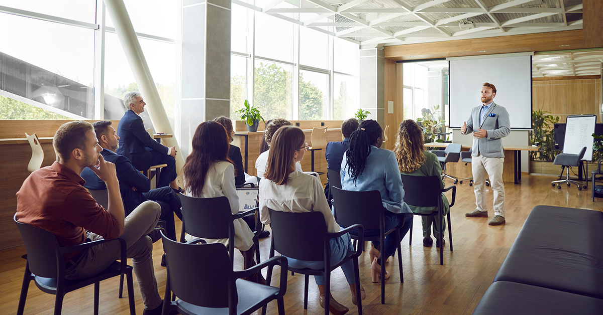 آموزش کارکنان