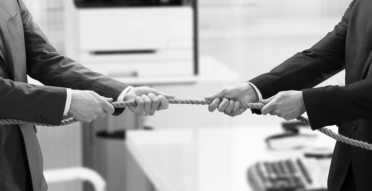 چرا تیم ها با هم درگیرند و همکاری نمی کنند؟