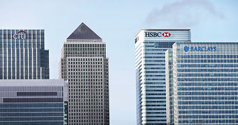 سرمایه گذاران در حال خارج کردن دارایی‌های خود از بانک‌های بریتانیا