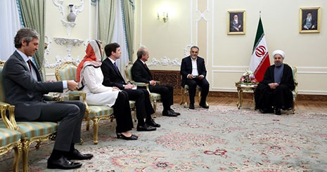 روحانی: فصل نوینی در روابط ایران و فرانسه آغاز شده است