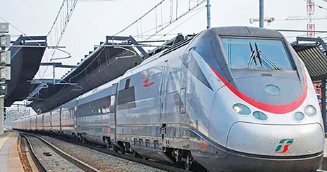 ورود نخستین قطار سریع السیر به ایران