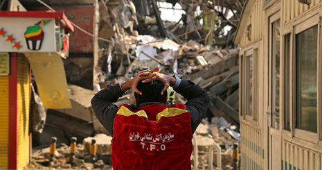 آوار پلاسکو روی قلب تهران