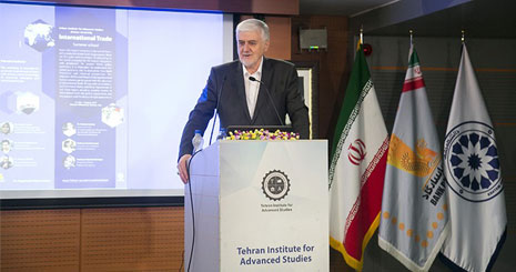 دکتر مجید قاسمی در افتتاحیه مدرسه تابستانی عنوان کرد / جزیره ای کیفی در تراز جهانی در بطن دانشگاه خاتم