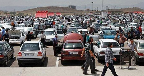 خریداران چشم انتظار ثبات قیمت خودرو در بازار شب عید