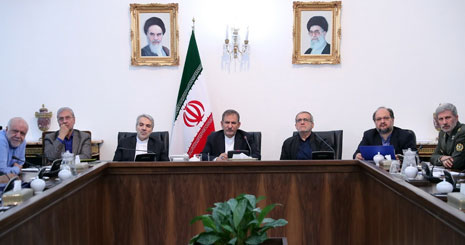 جهانگیری در جلسه ستاد فرماندهی اقتصاد مقاومتی / ایران در برابر تحریم های آمریكا دست بسته نخواهد بود
