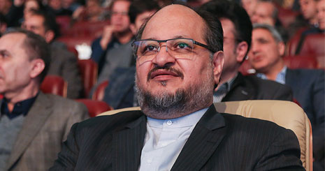 محمد شریعتمداری می رود یا می ماند / حاشیه های یک استعفا