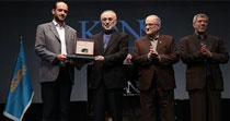 در نخستین رویداد رقابت علمی کنز / نشان طلایی و رتبه اول حوزه سلامت به شرکت پداسیس اعطا شد