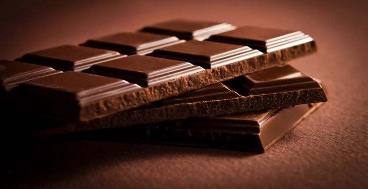شکلات تلخ یک ماده غذایی سرشار از آنتی اکسیدان