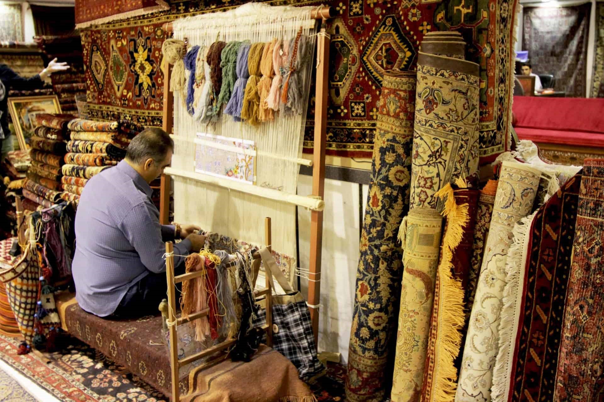 فروشگاه آنلاین صنایع دستی در بازار باسلام