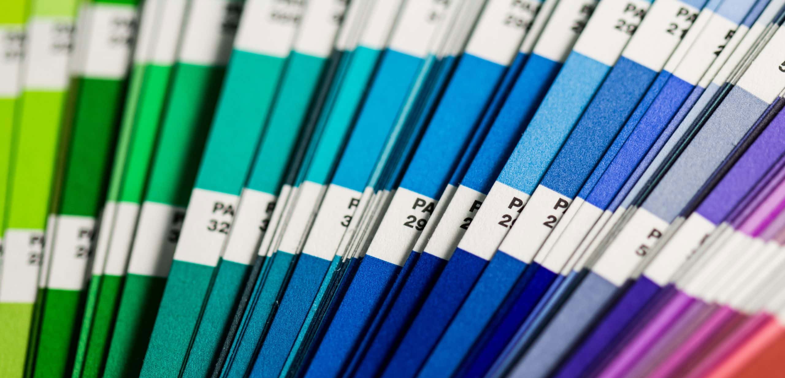 چطور رنگ برند ذهن مشتری را تسخیر می کند