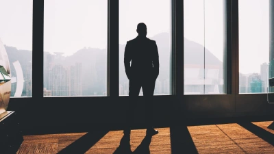 مبارزه با دشمنی به نام انزوای رهبری