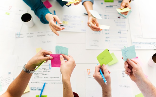 بادبان ها را با قدرت به حرکت درآورید