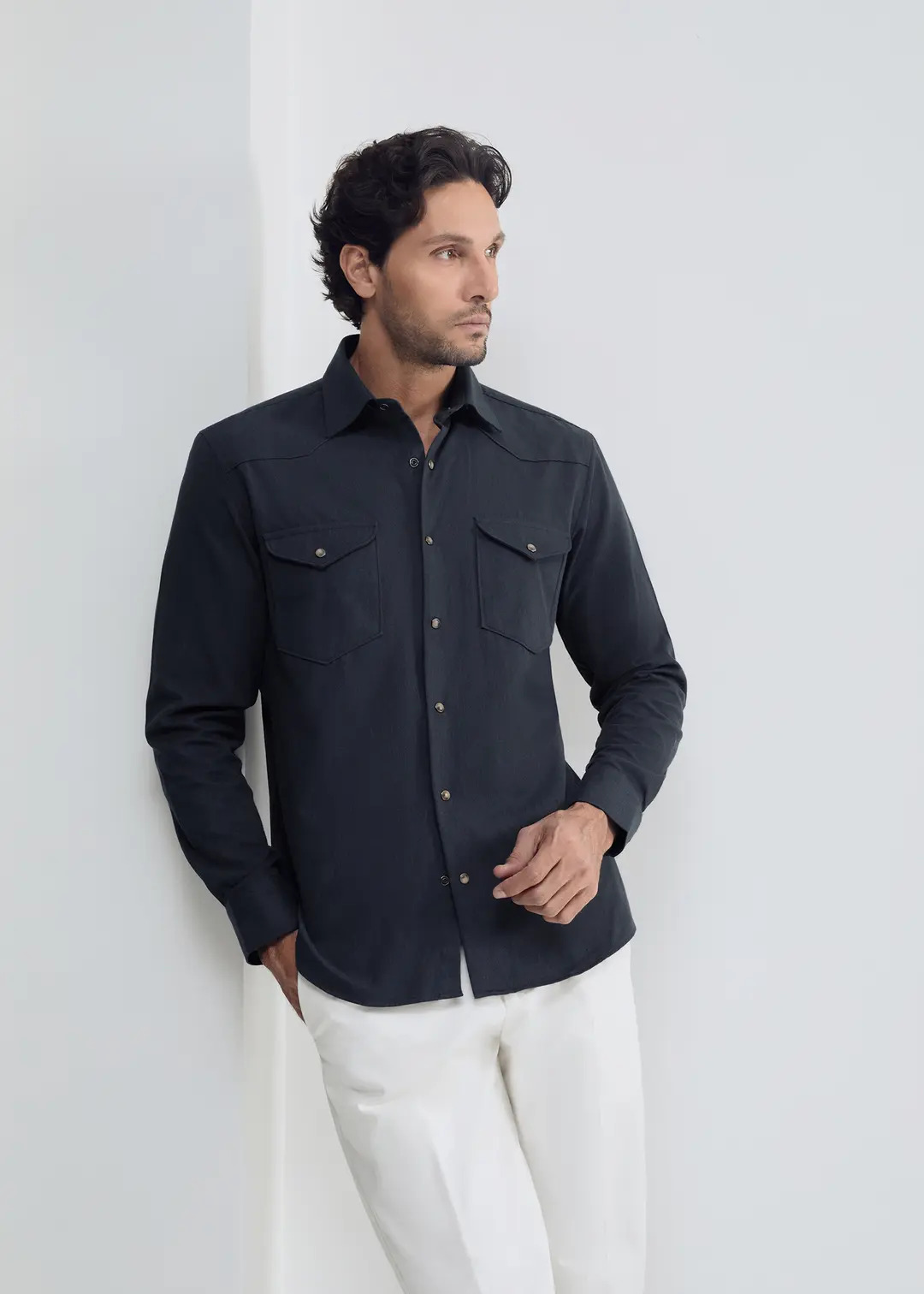 برندها و مدل&zwnj;های محبوب پیراهن مردانه کروم