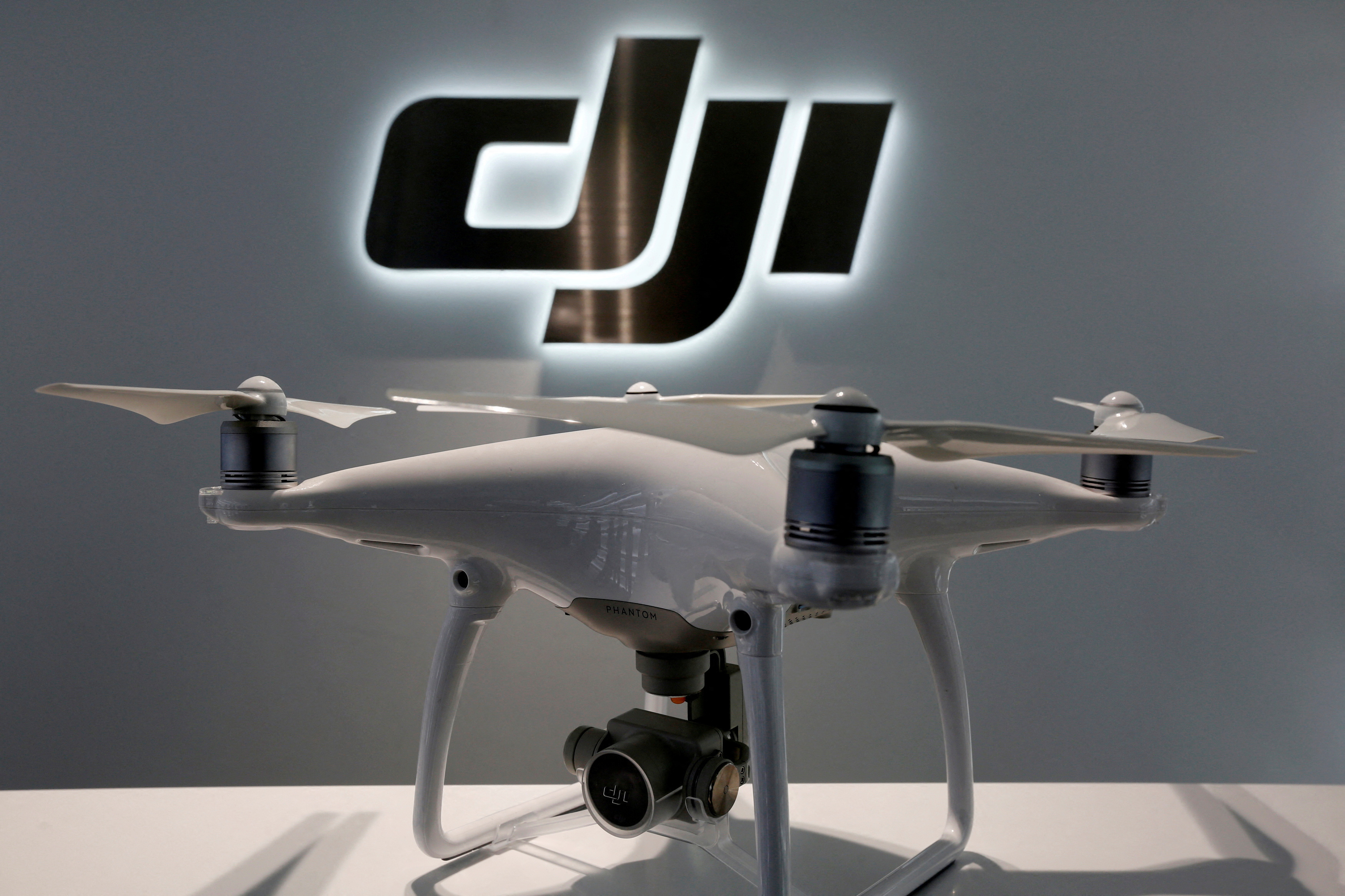 آمریکا تایید مدل های جدید DJI و دیگر پهپادهای خارجی را محدود می کند