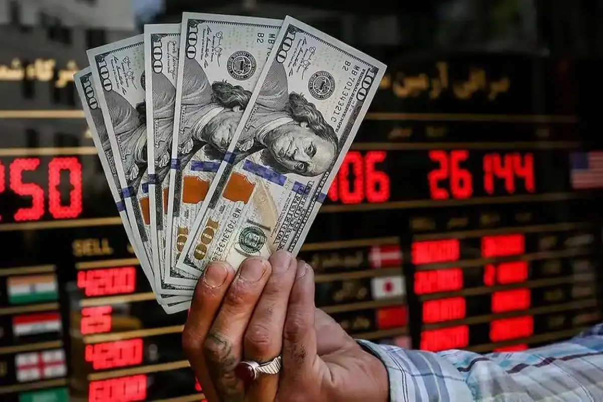 قیمت دلار امروز در کانال ۸۳ هزار تومانی متوقف شد