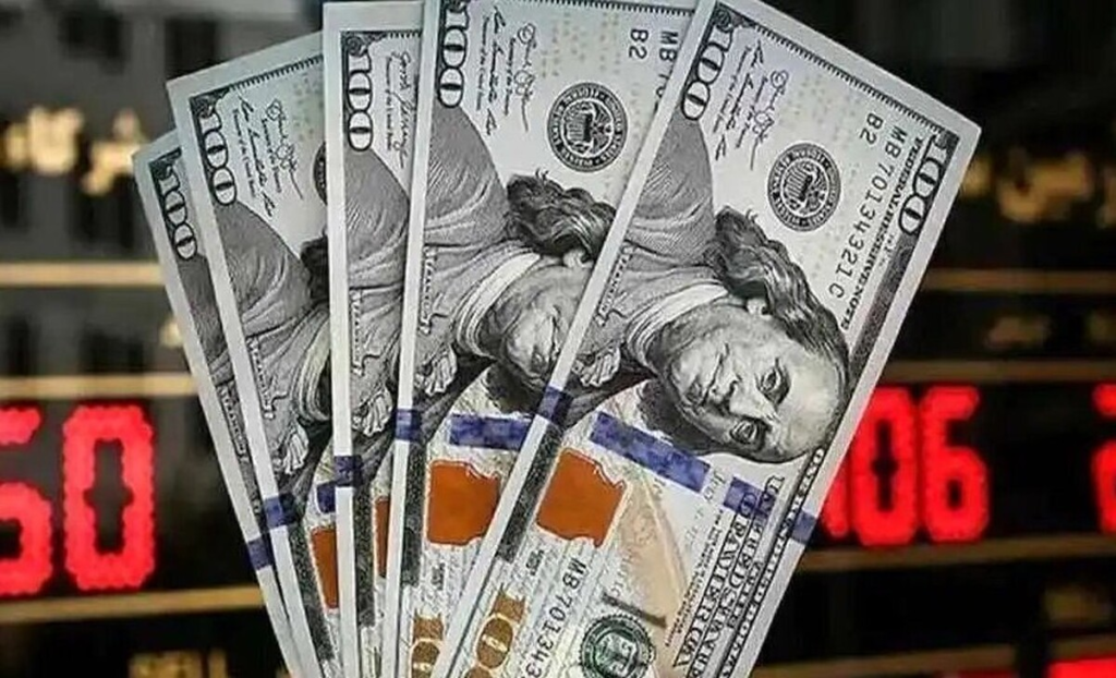 قیمت دلار و یورو امروز ۱۴ آذر ۱۴۰۴