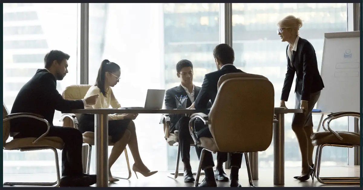 شفافیت در وظایف و مسئولیت