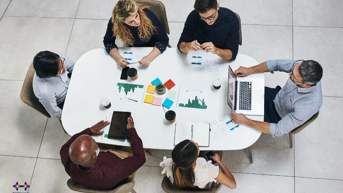 مشارکت کارکنان در تصمیم گیری های برند