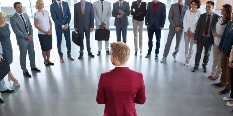 نقش رهبری تجاری در شکل گیری تیم های موفق