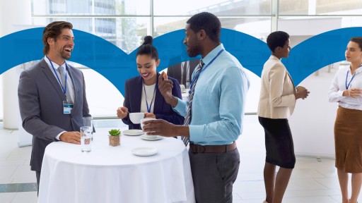 شبکه سازی حرفه ای با دیگران