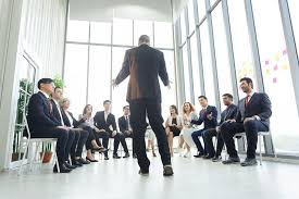 اشتباه سوم، کنترل افراطی کارمندان