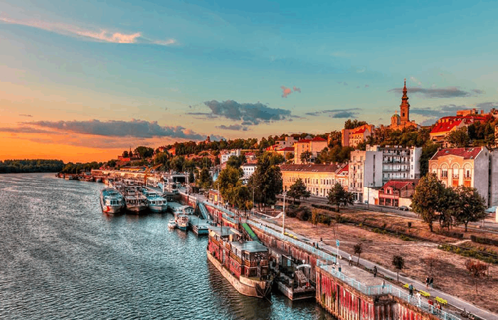 با ویزای توریستی کانادا به کدام کشورها می&zwnj; توان سفر کرد؟