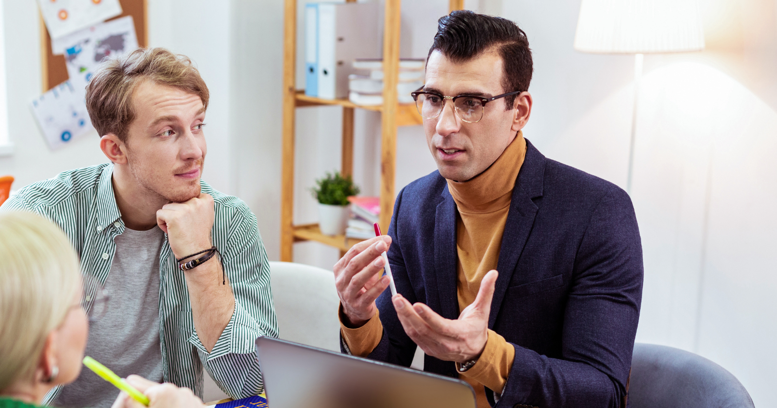 مشاور ناشنوا