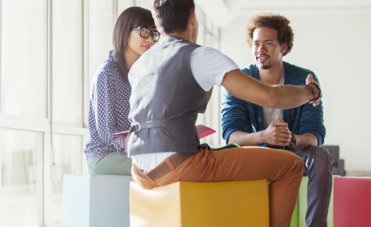 مستندسازی و بازنویسی با لحن انسانی