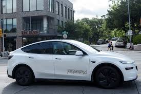 تسلا وارد مرحله تازه آزمایش روبوتاکسی شد