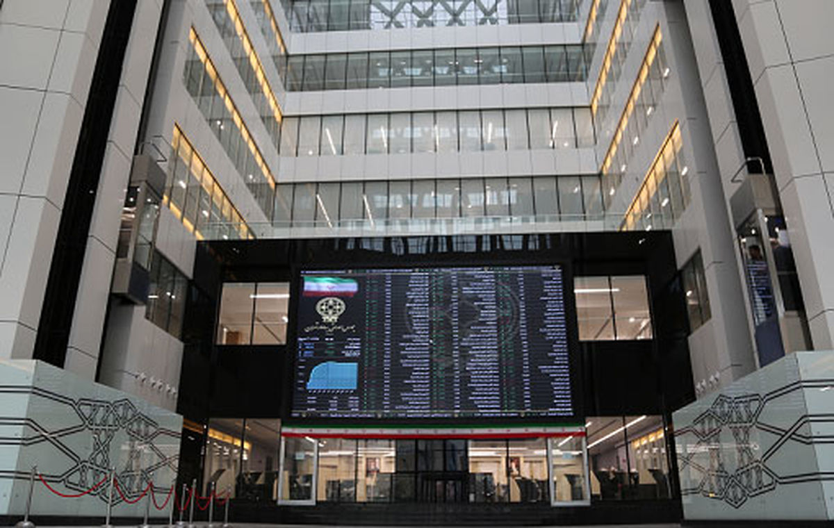 شاخص کل بازار بورس ۳۴ هزار واحد ریزش داشت